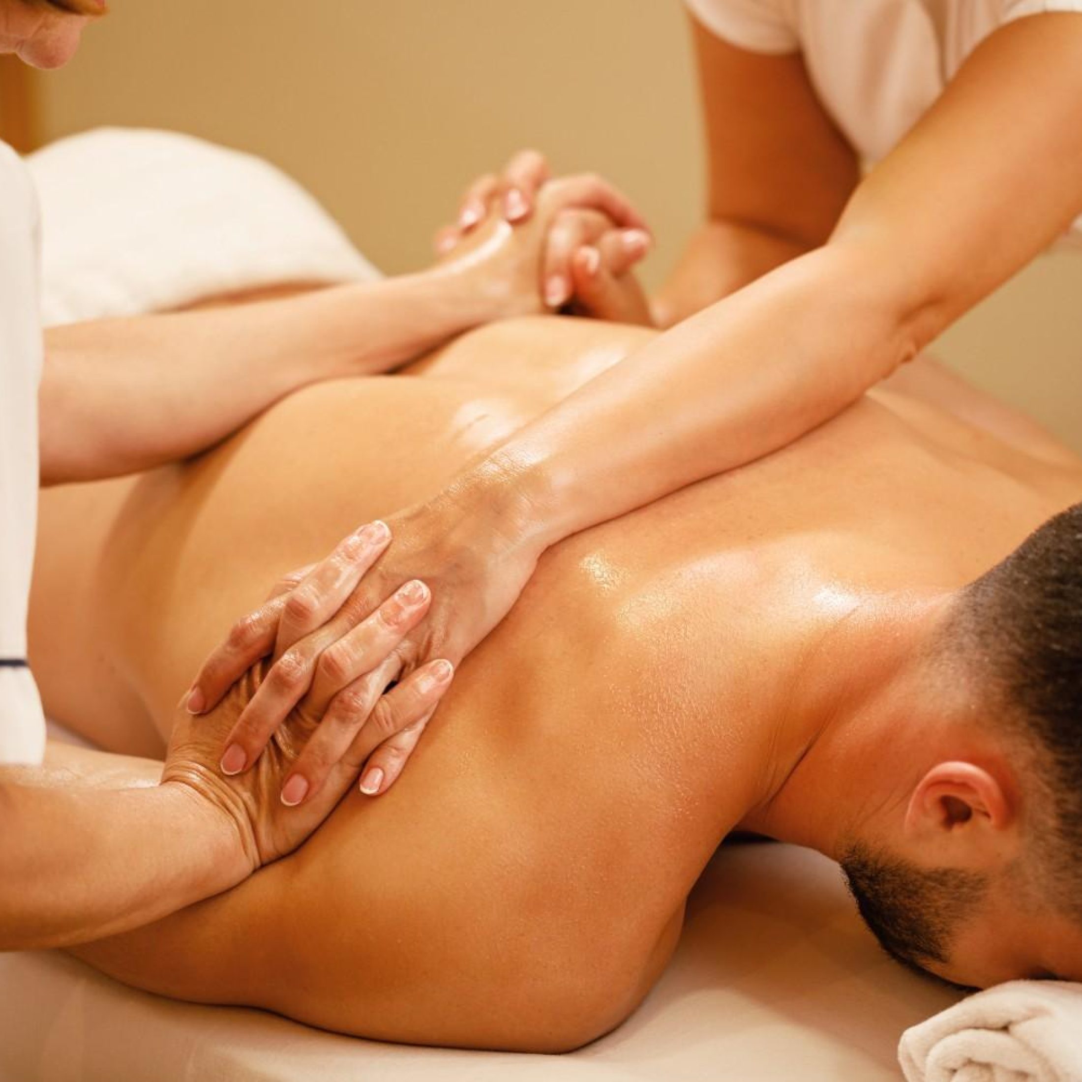 luxury hotrl spa in kolkata